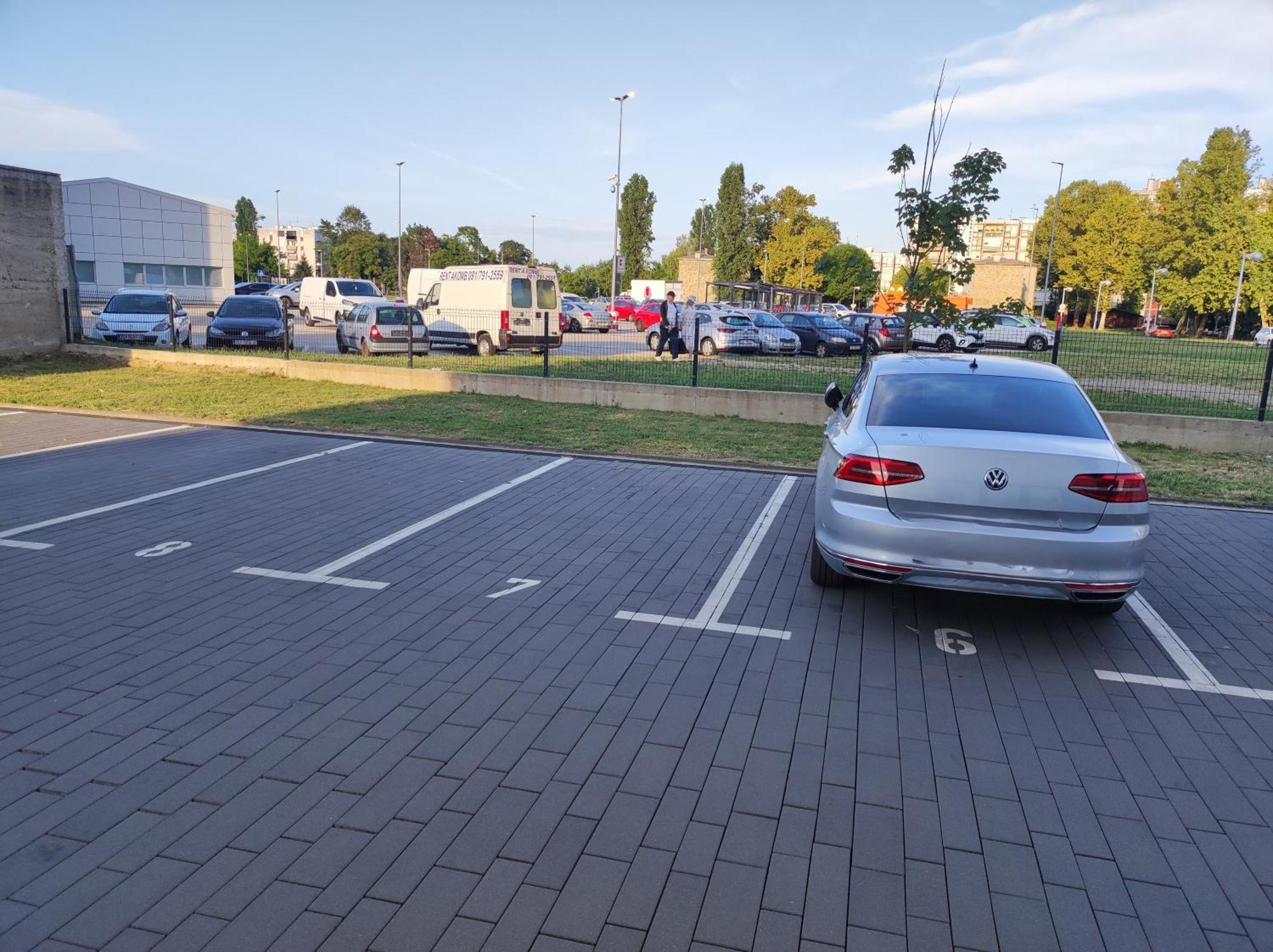 City East Apartment Zagreb With Private Parking Zewnętrze zdjęcie